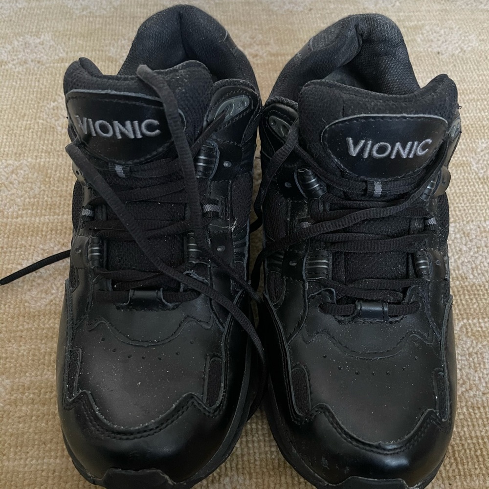 Vionic Walker Womens Size 11 Wide Sneakers
